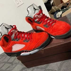 Air Jordan 5 Retro "RAGING BULL"
